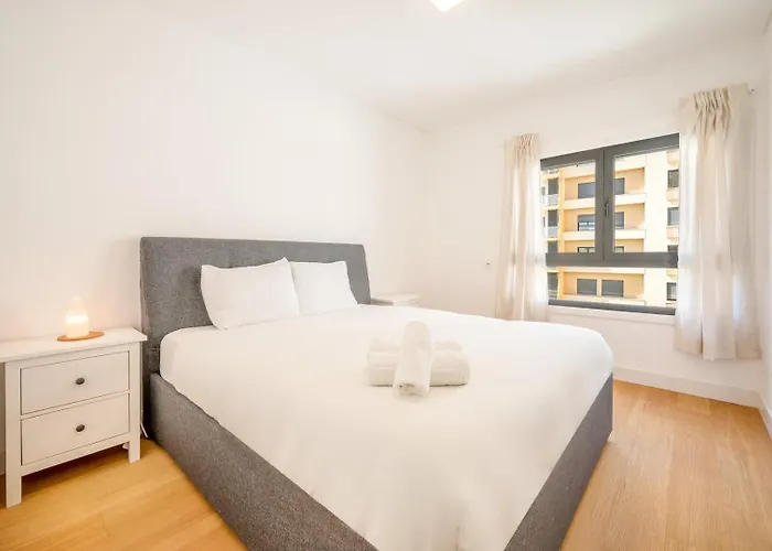 Guestready - Tranquil Seixal Haven