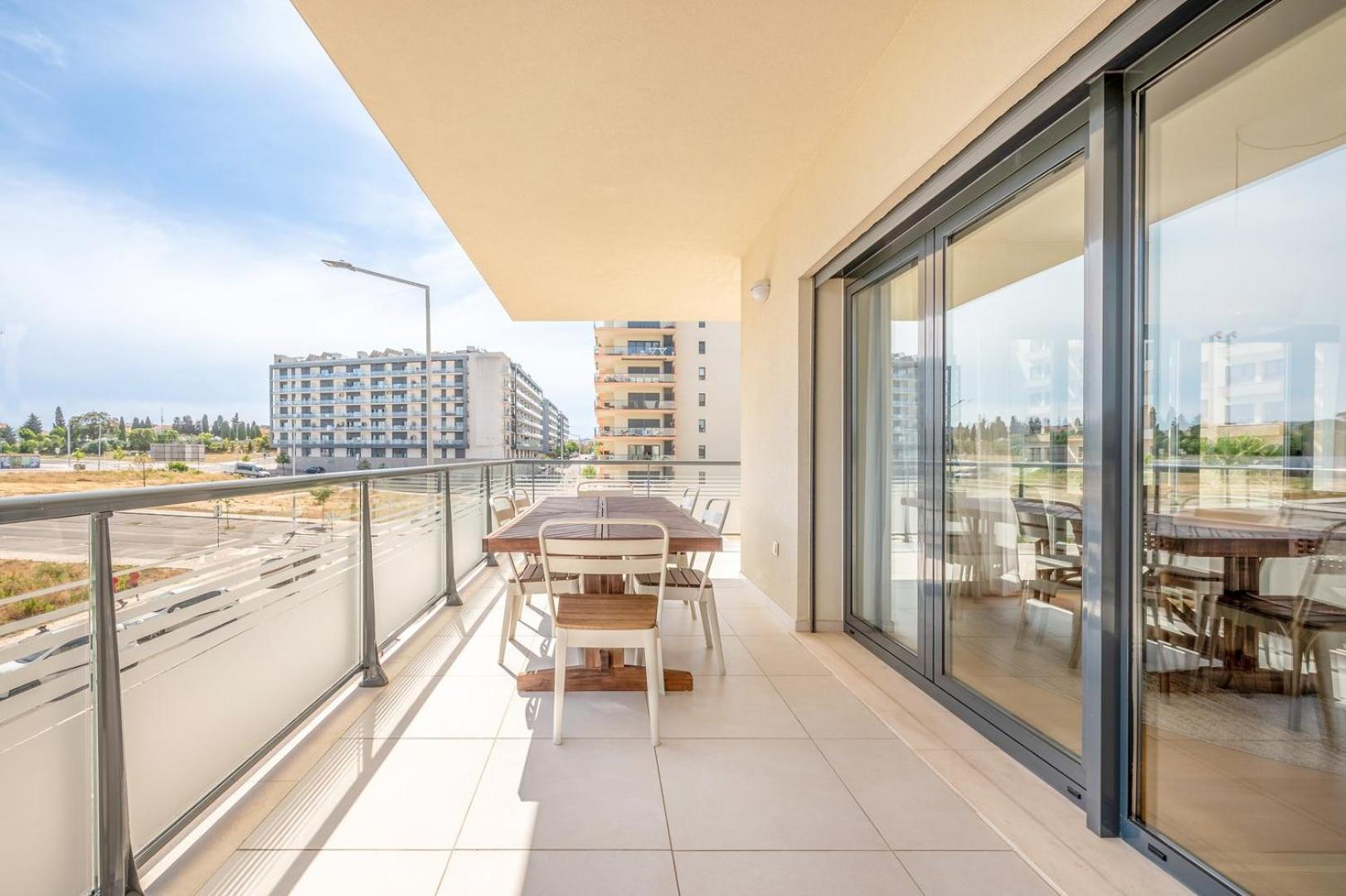 Guestready - Tranquil Seixal Haven Apartment